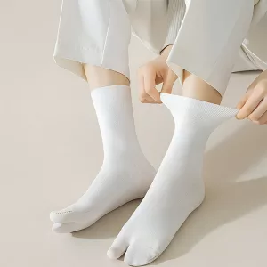 tabi socks, bunion socks, split toe socks